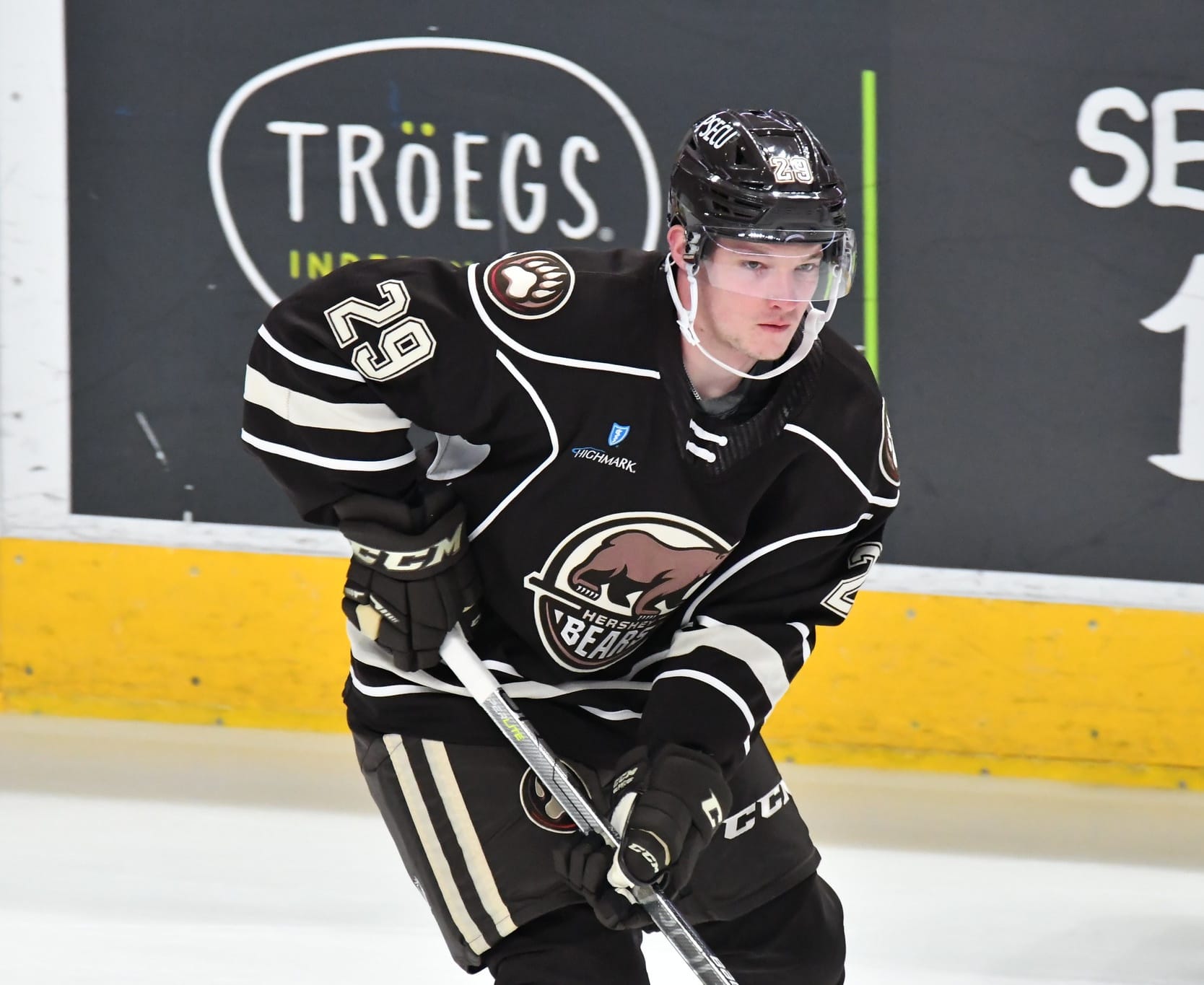 Frank, Napravnik Acclimating Themsevles To Pro Hockey In Hershey