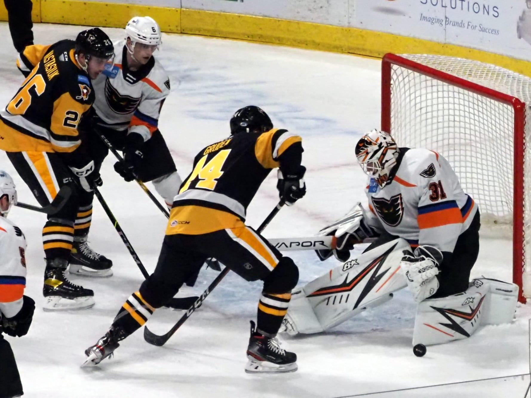 GAME STORY: Lehigh Valley - 2 at W-B/Scranton - 4 (2/26/21)