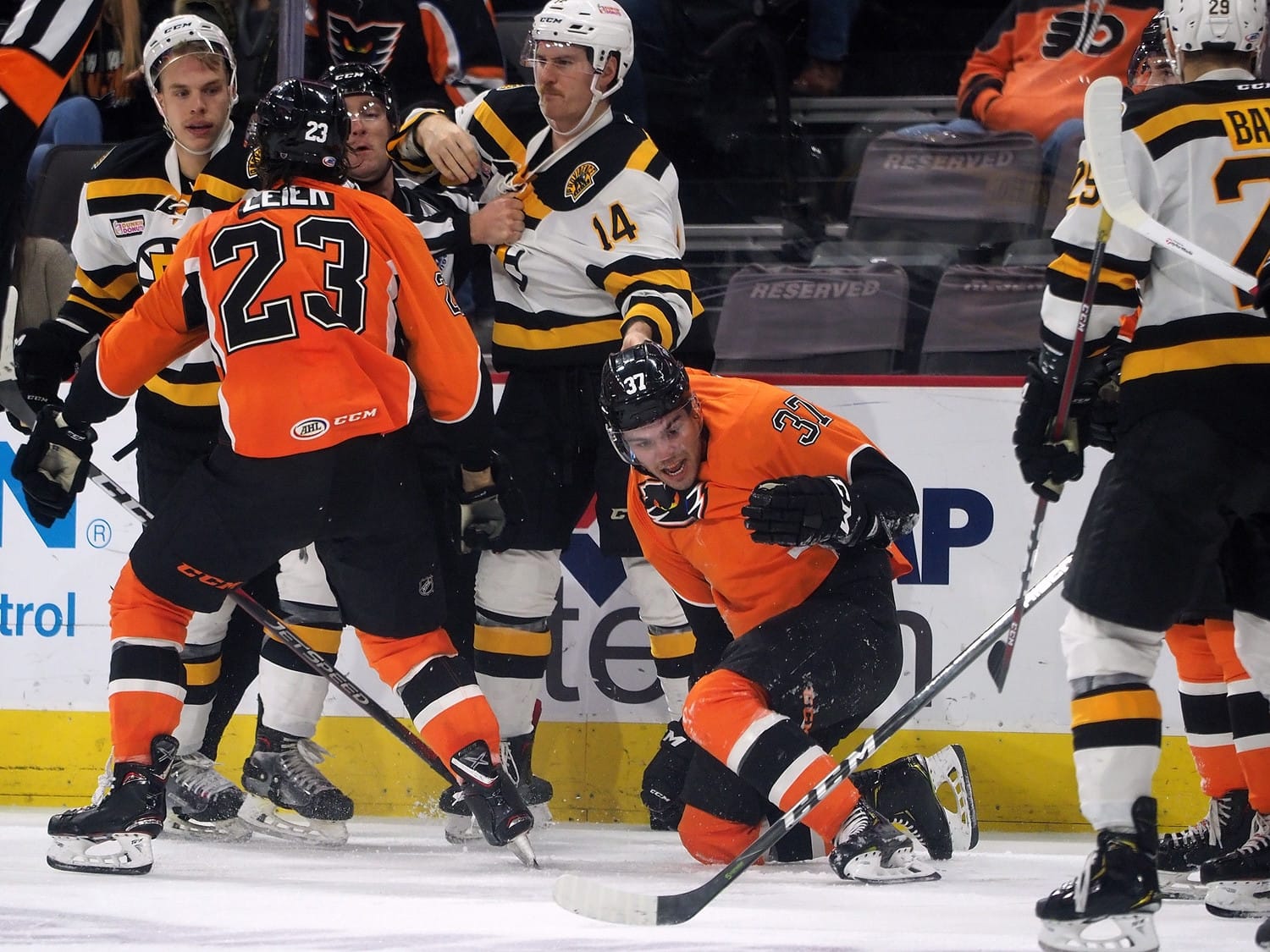 GAMEDAY: Game 33 - Lehigh Valley (19-10-3) at Providence (14-15-5) 7:05 p.m. ET