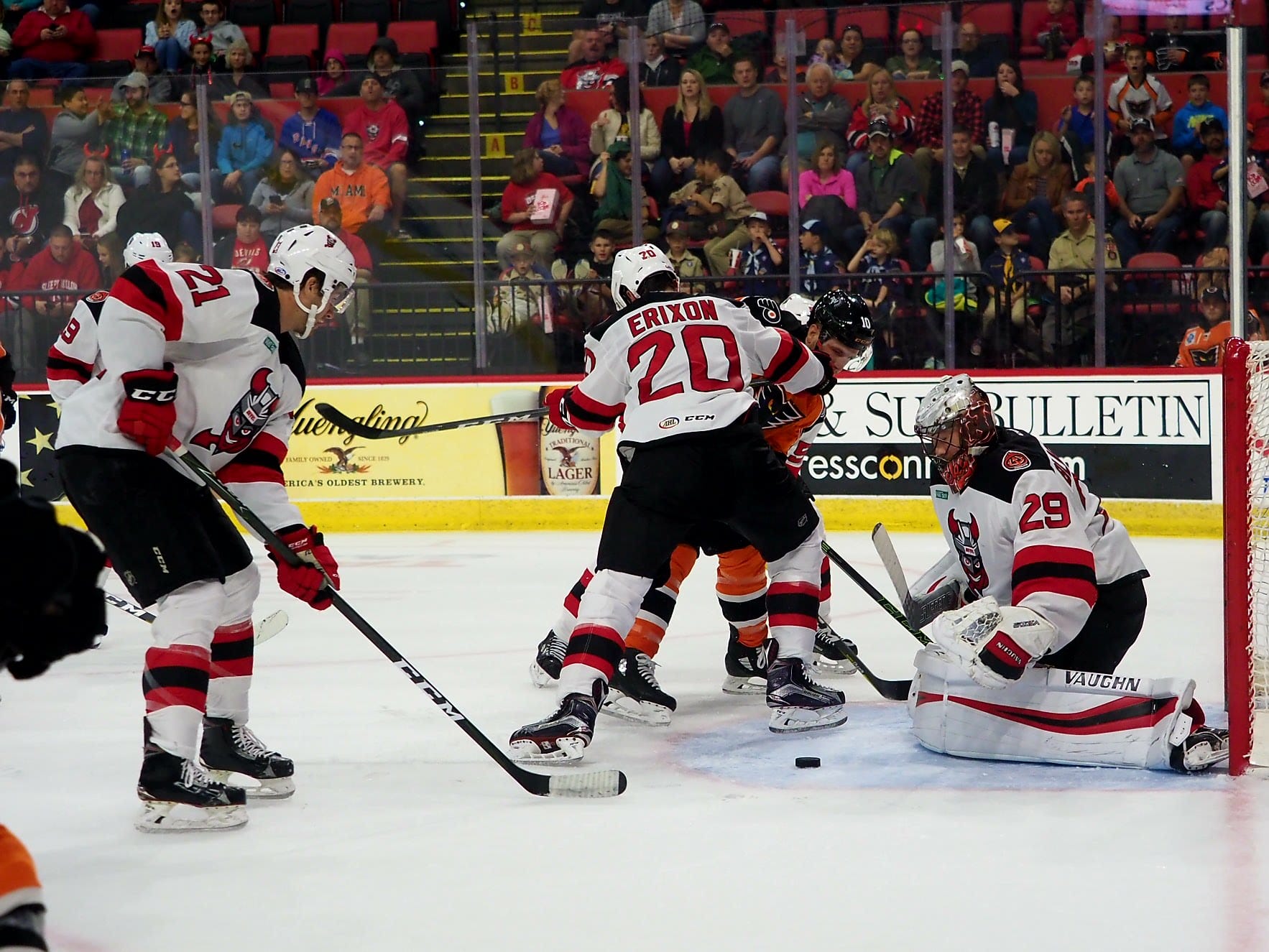 Maltsev Adjusting To Smaller Ice With Devils