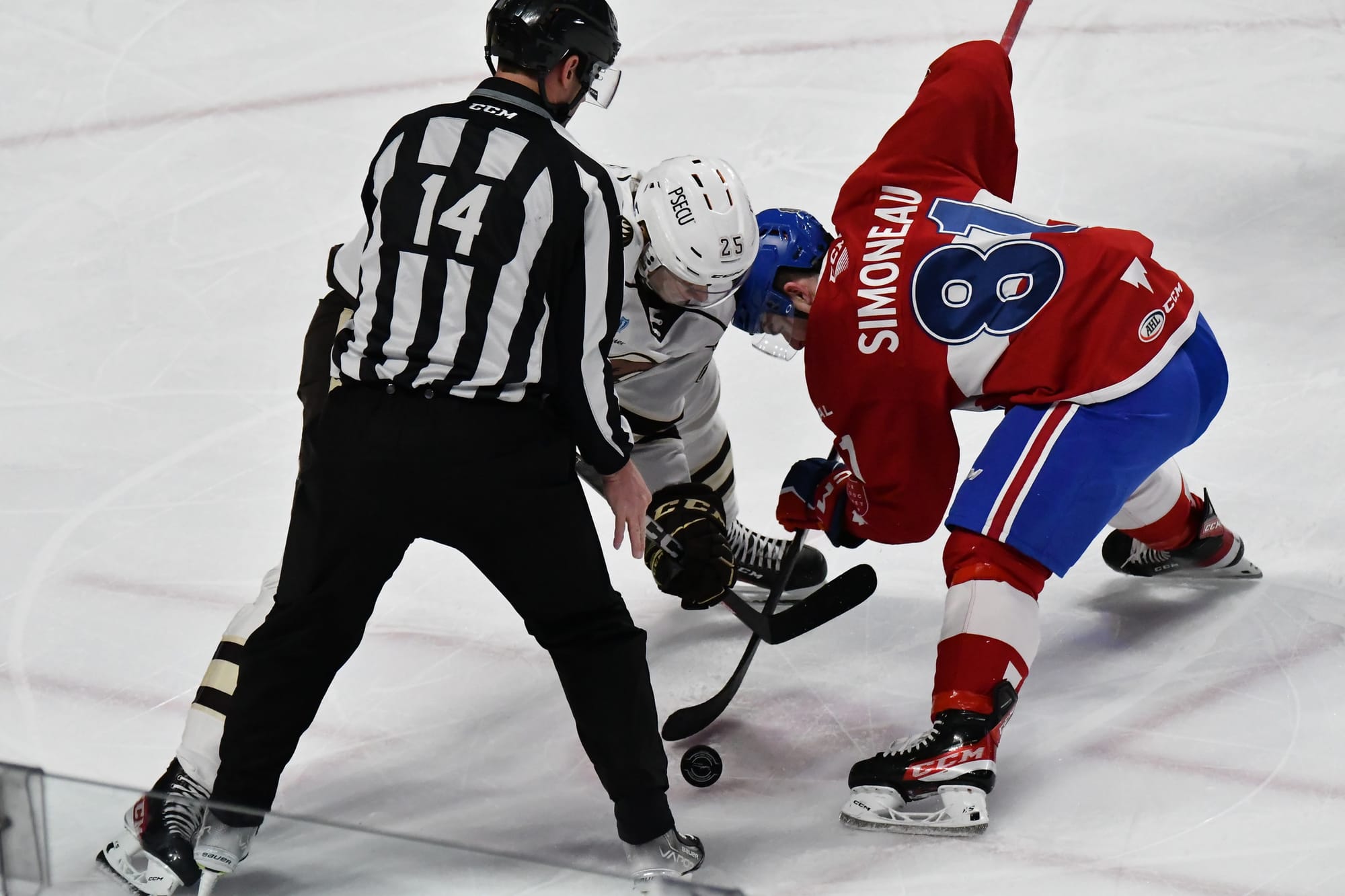 MONDAY FEATURE: Simoneau Having Early-Season Success