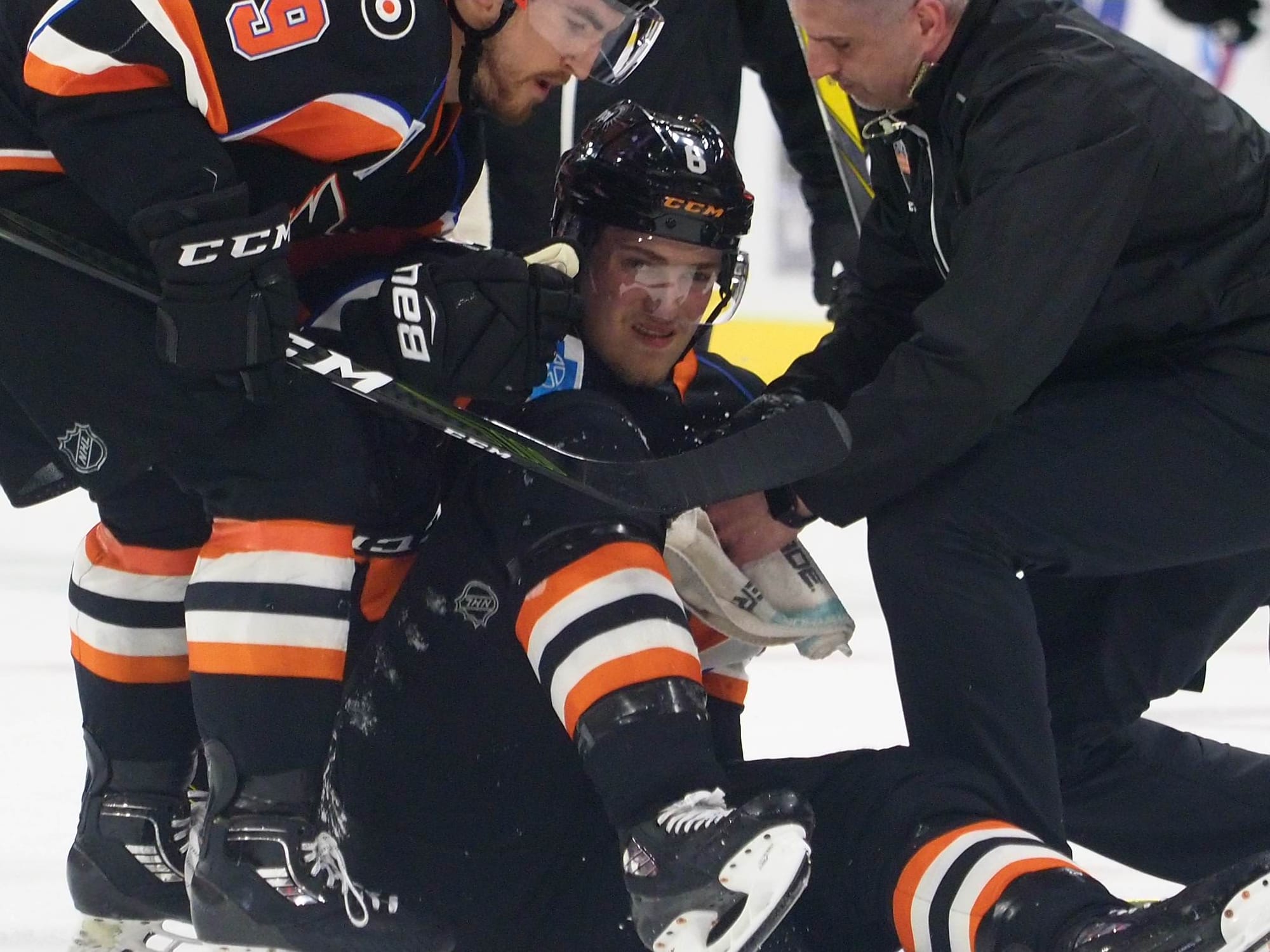 Phantoms Strike First - Late Power Play Goal Gives Lehigh Valley Early Series Lead (LV leads 1-0)