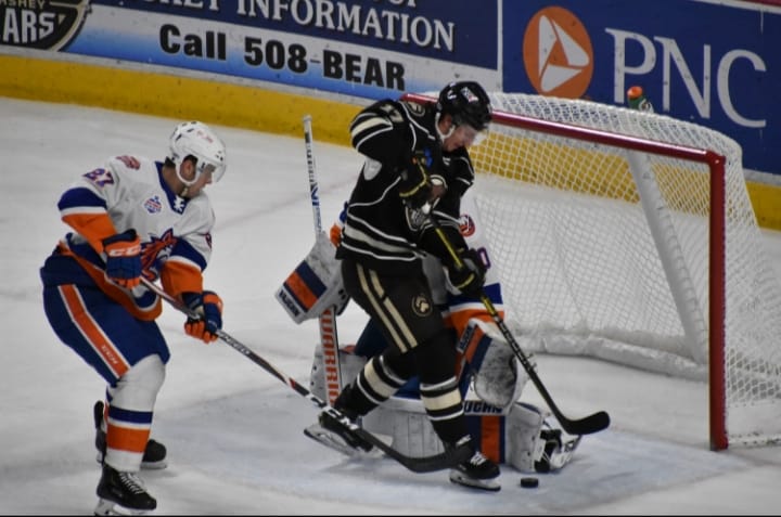 SUNDAY FEATURE: Sgarbossa Helping Lead Hershey's Offensive Balance