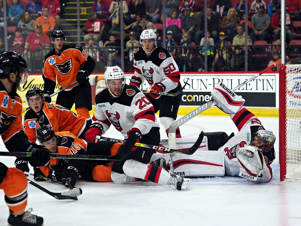 Phantoms Power Past Devils
