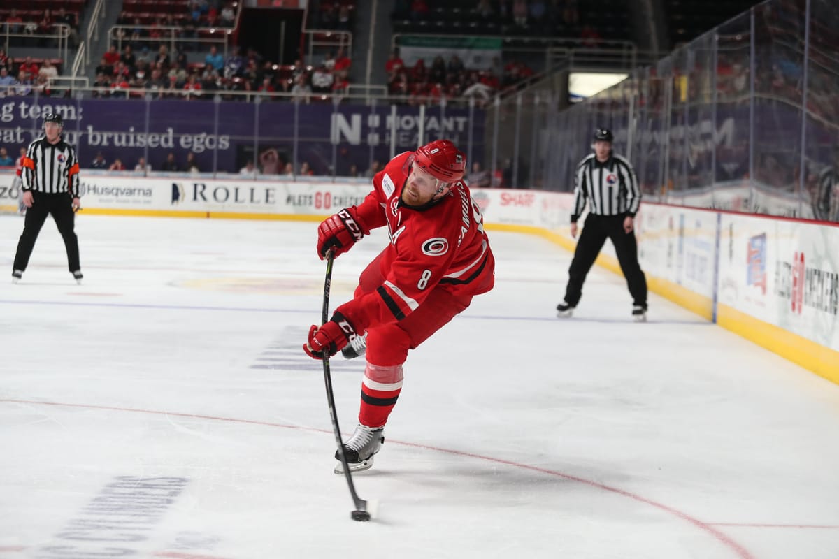 Phantoms Sign Samuelsson, Bolster Blue Line